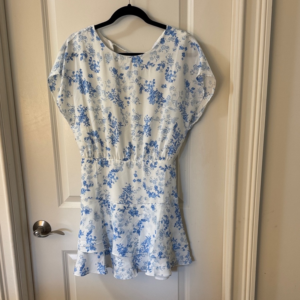 Sugarlips Blue and White Floral Blouse